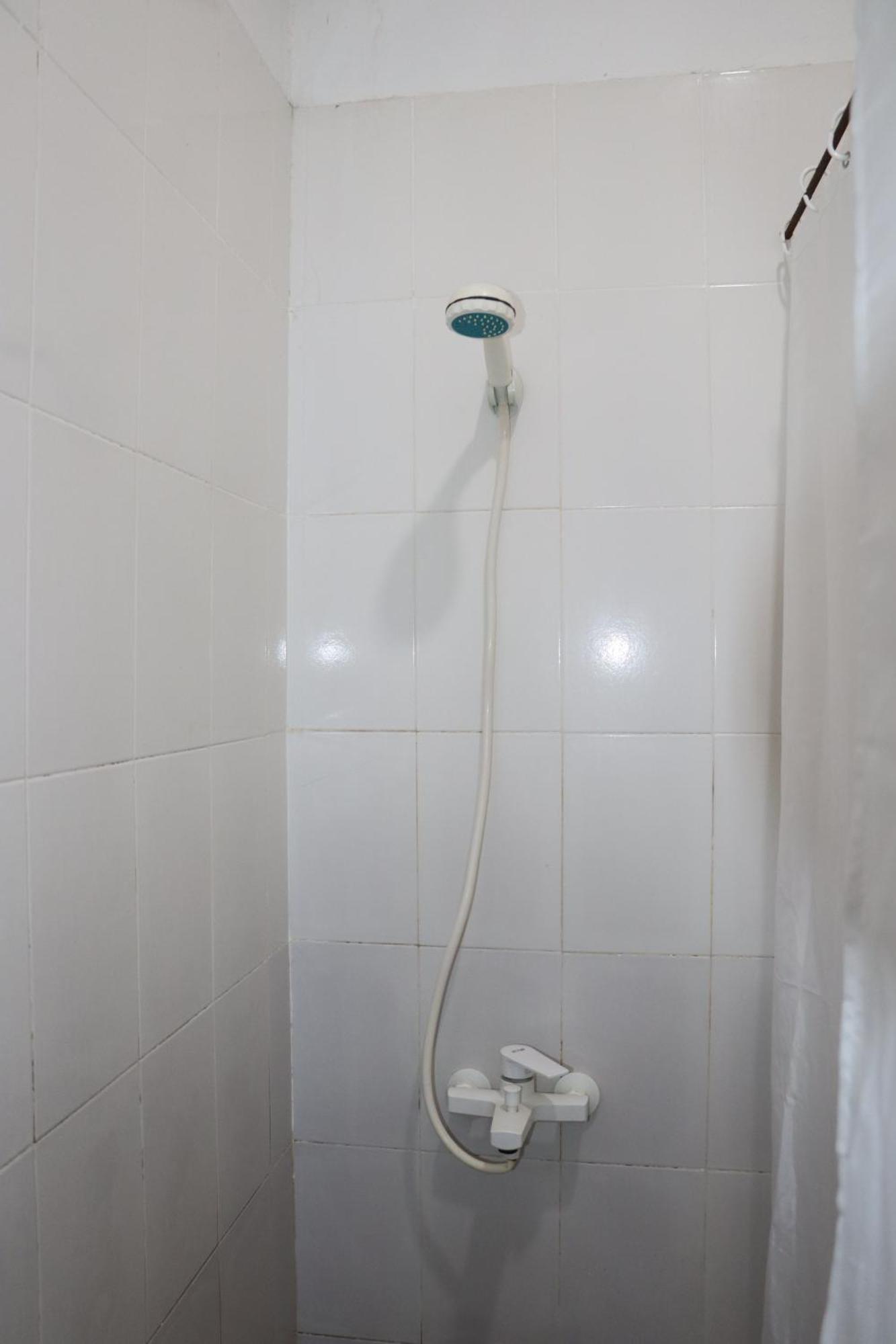 B Home Zanzibar 吉汶瓦 外观 照片